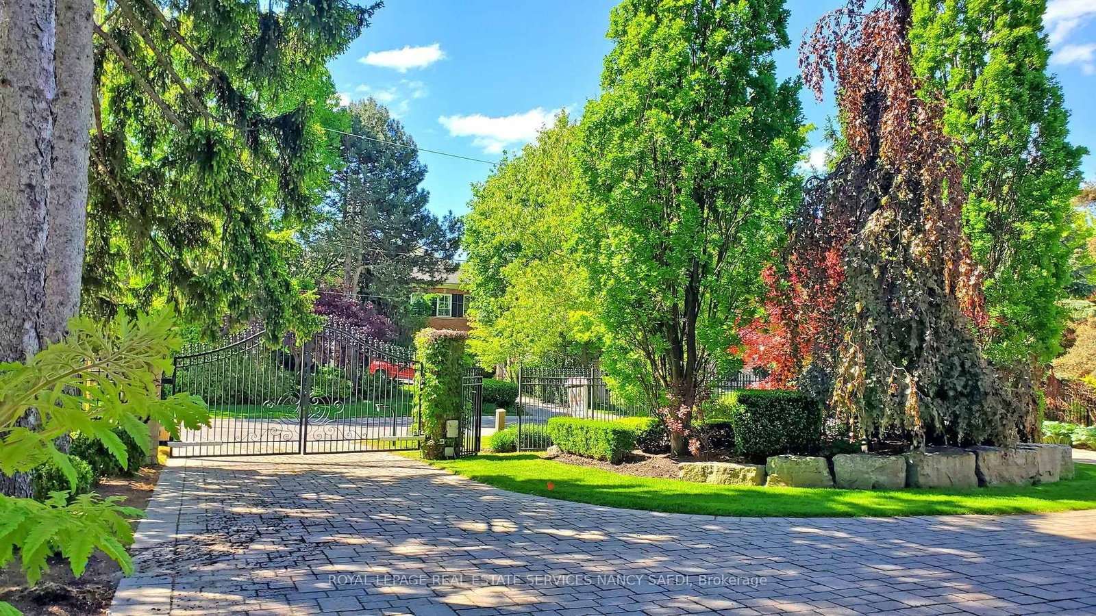 9 Fifeshire Rd, Toronto — 43