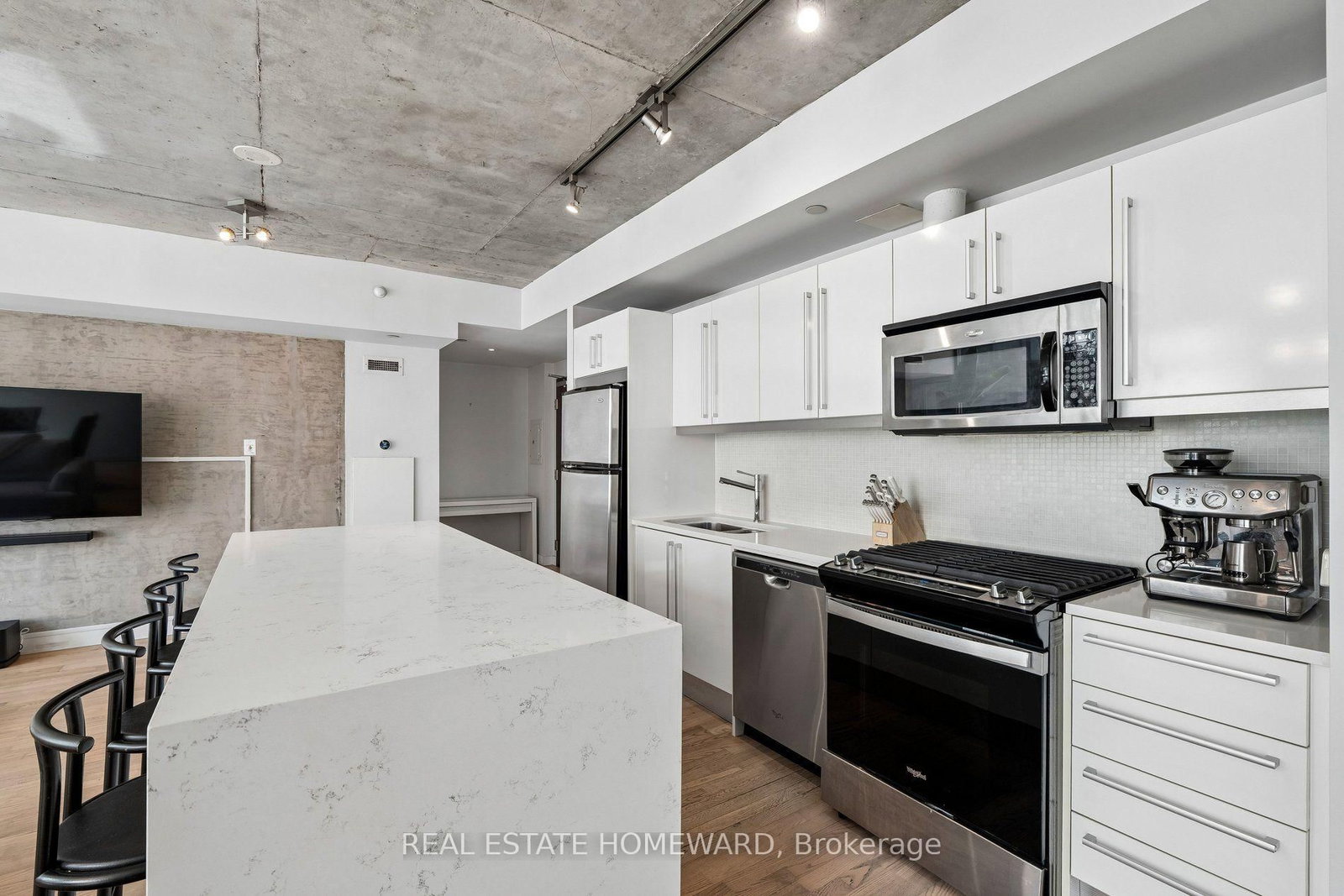 807-25 Oxley St, Toronto — 14