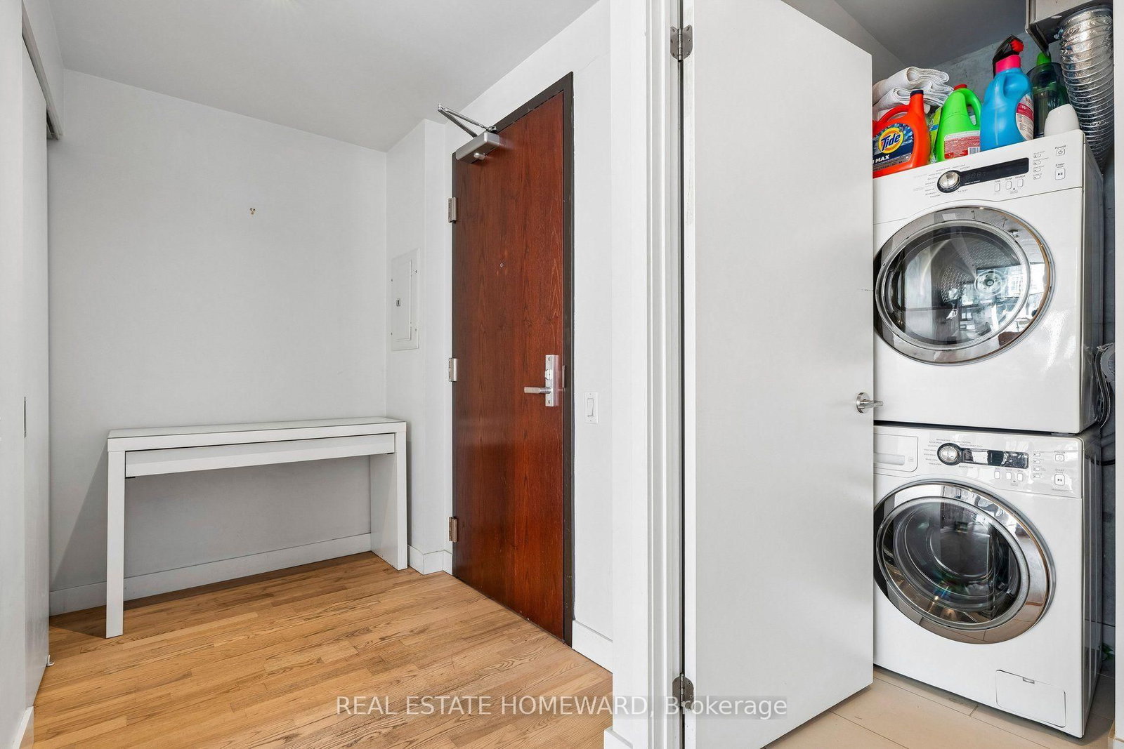 807-25 Oxley St, Toronto — 17