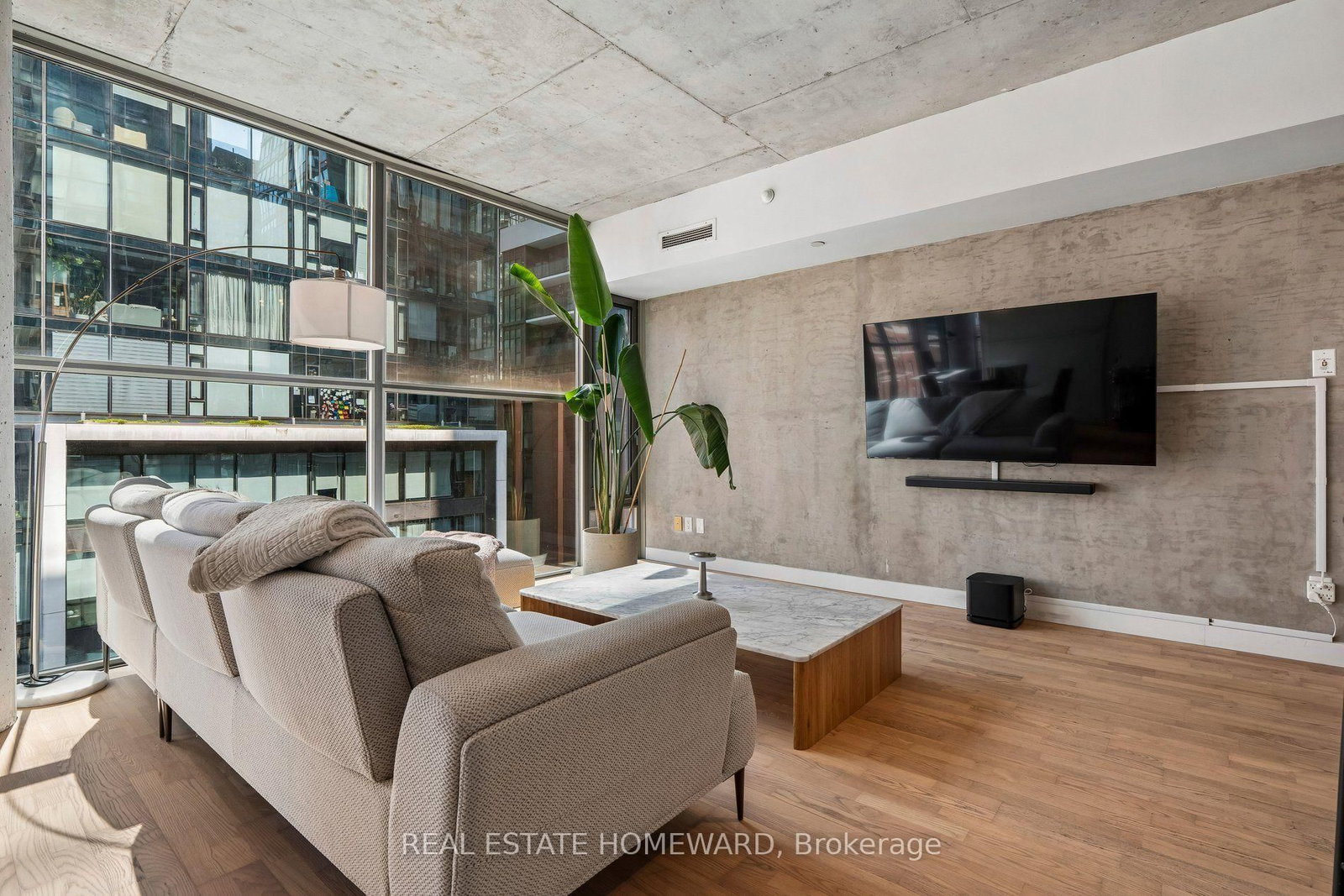 807-25 Oxley St, Toronto — 4