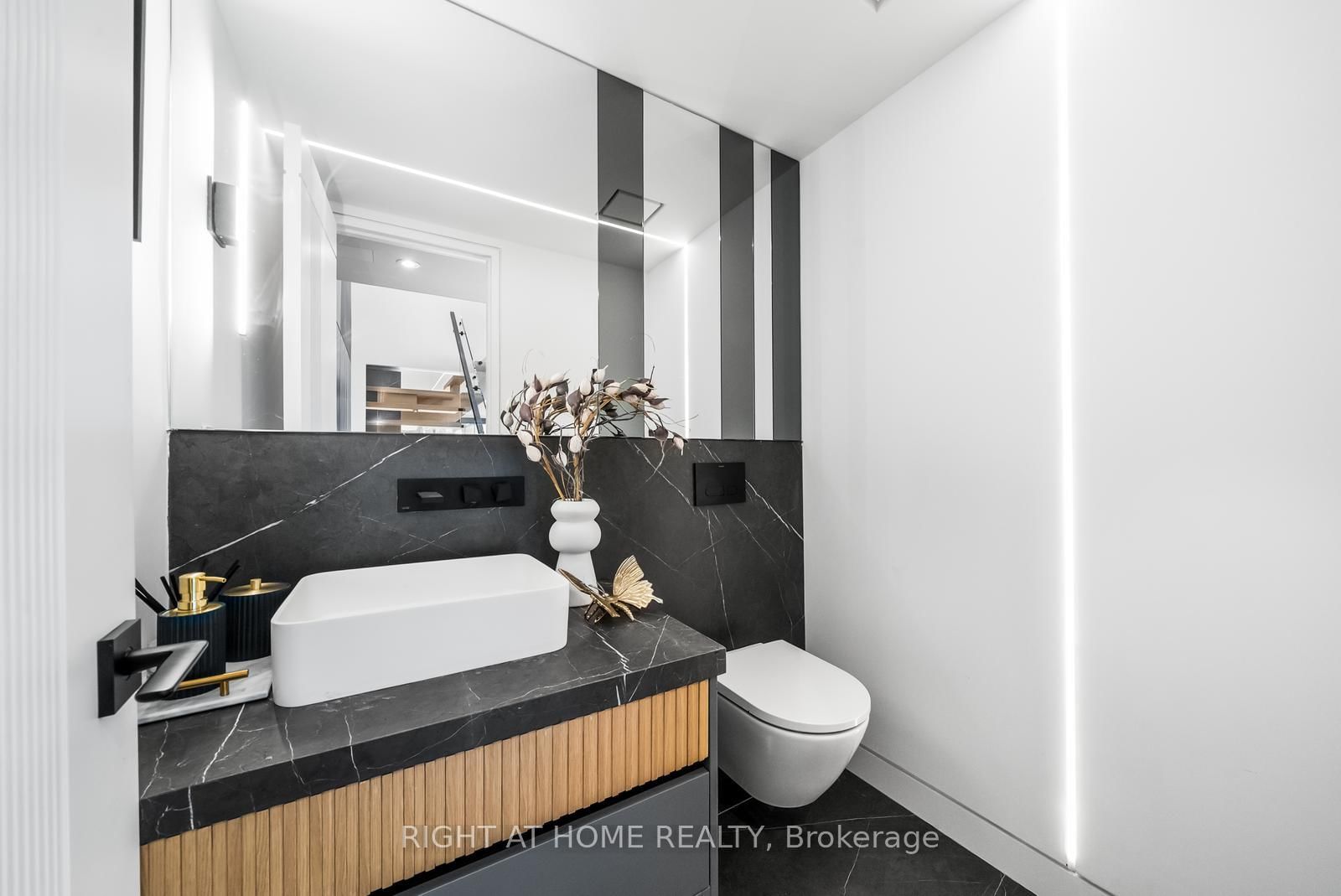 74B Rathnelly Ave, Toronto — 20