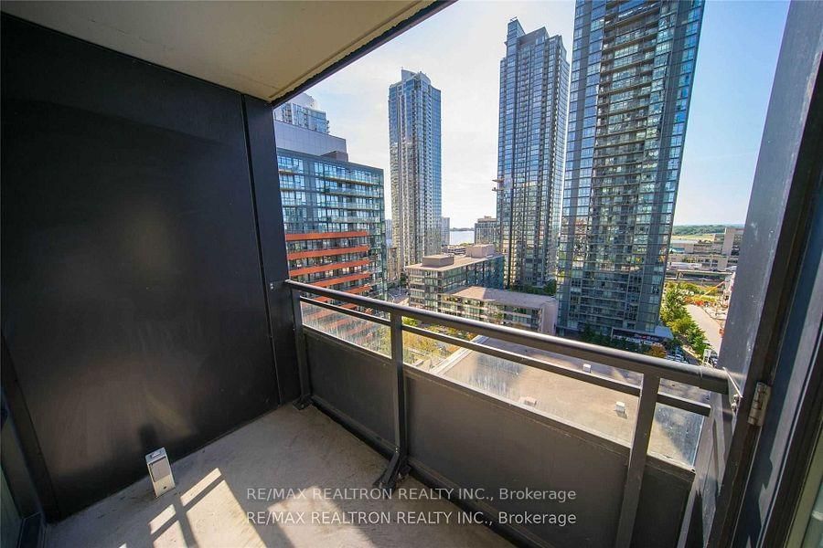 1508-25 Telegram Mews, Toronto — 11