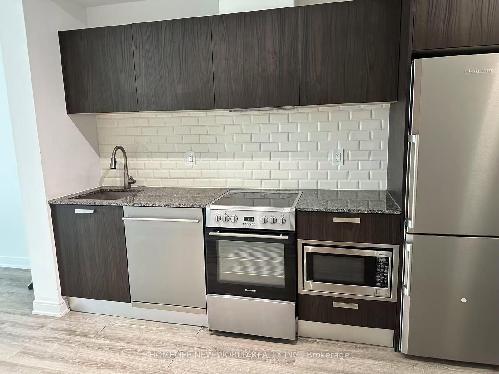 3206-50 Charles St, Toronto — 11