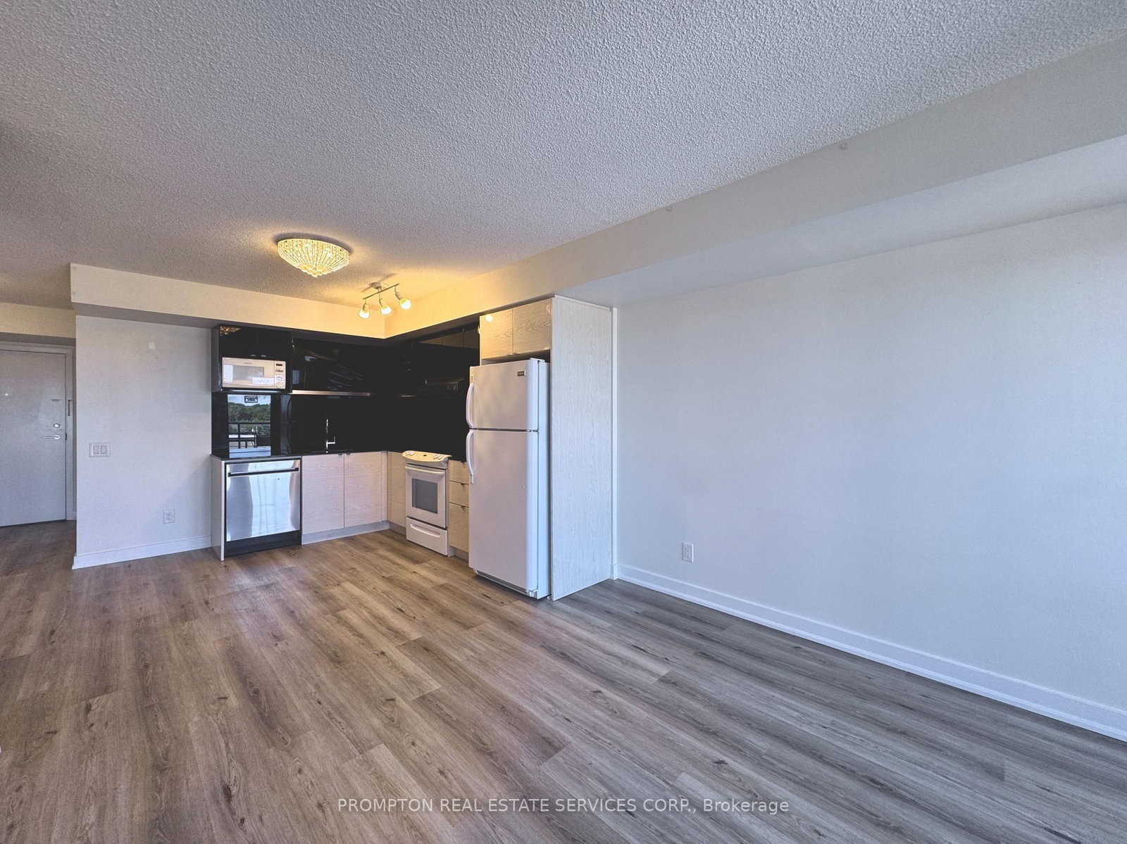 612-72 Esther Shiner Blvd, Toronto — 4