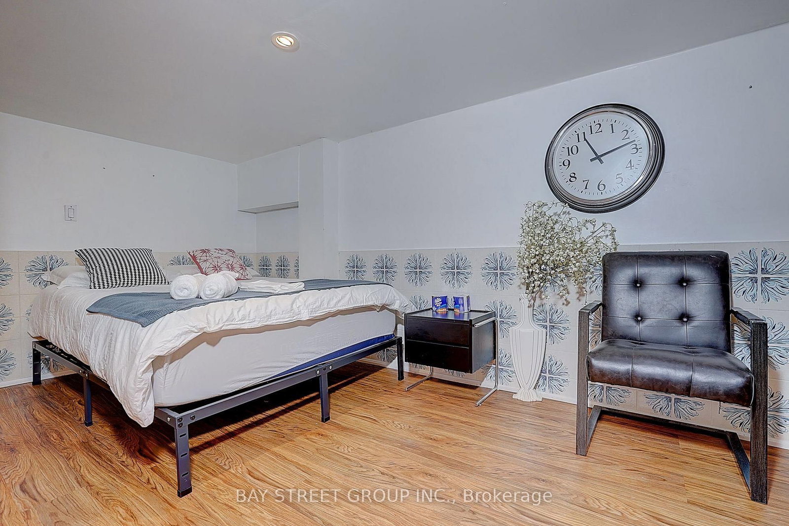 154 Alameda Ave, Toronto — 36