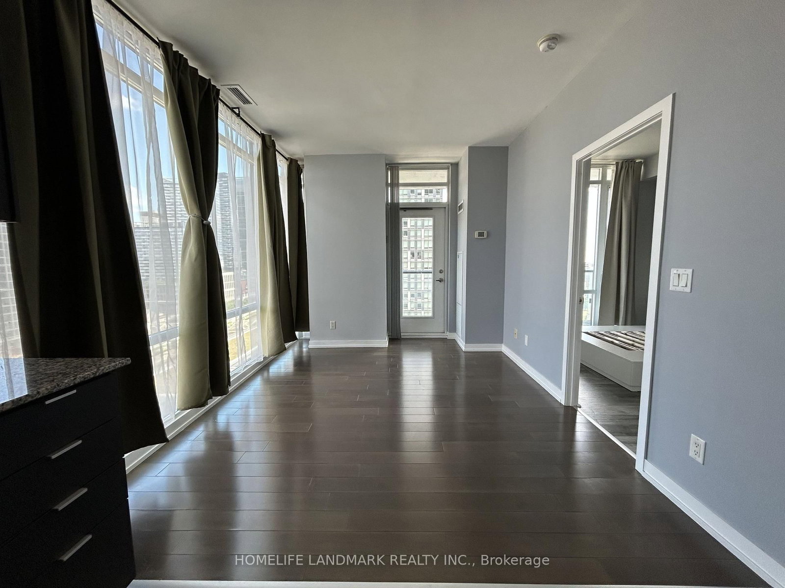 1604-170 Fort York Blvd, Toronto — 11