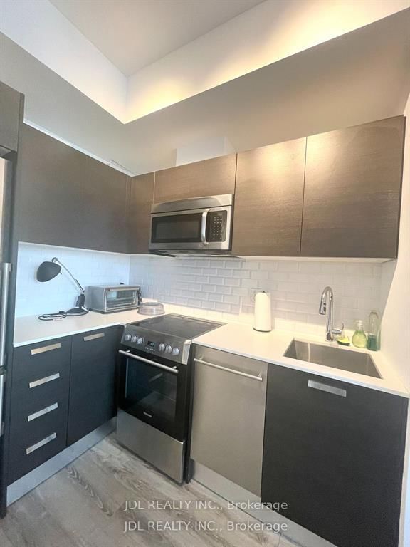 2503-42 Charles St, Toronto — 2