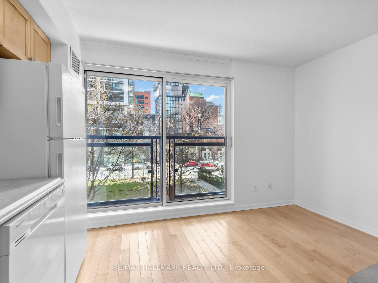 311-75 Dalhousie St, Toronto — 11