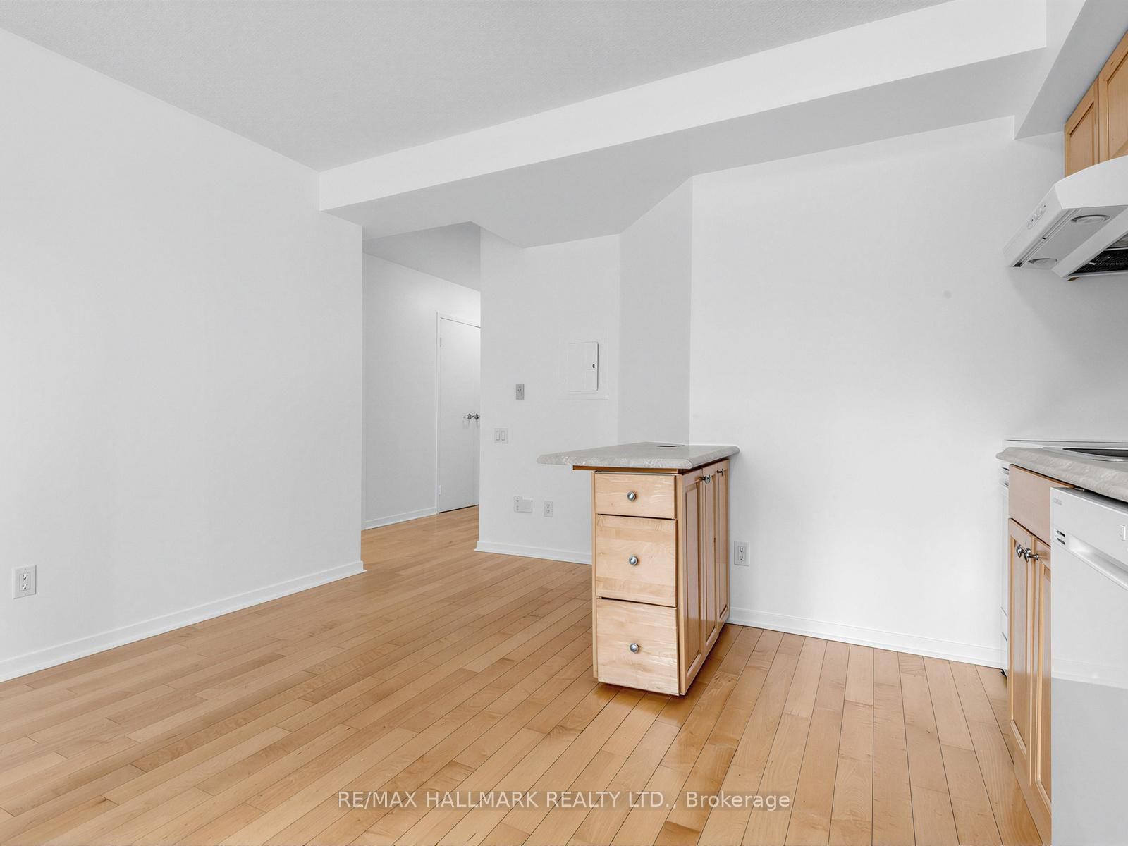 311-75 Dalhousie St, Toronto — 12