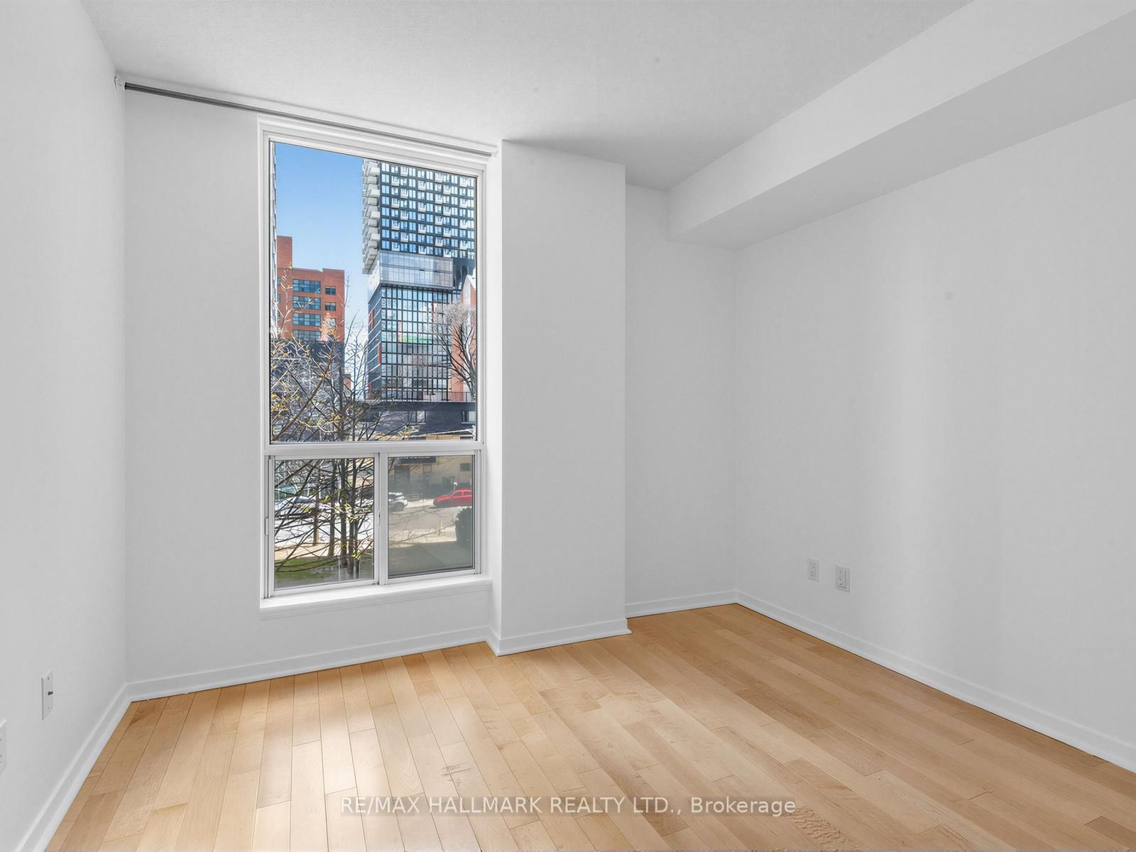 311-75 Dalhousie St, Toronto — 13