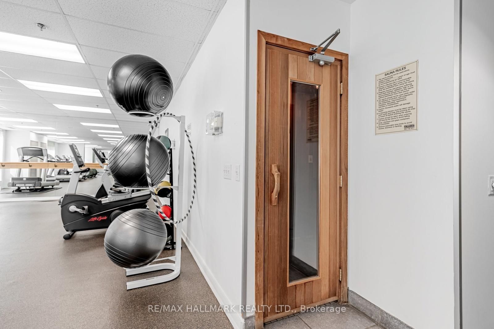 311-75 Dalhousie St, Toronto — 27