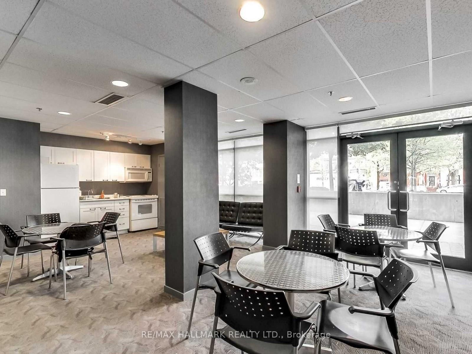311-75 Dalhousie St, Toronto — 30