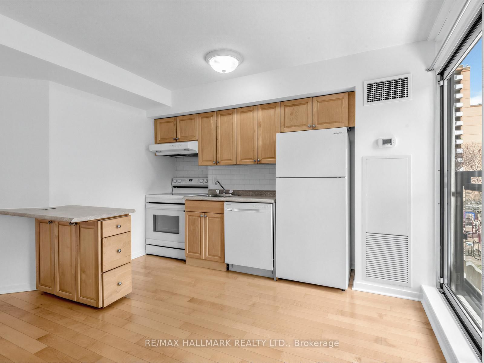 311-75 Dalhousie St, Toronto — 8
