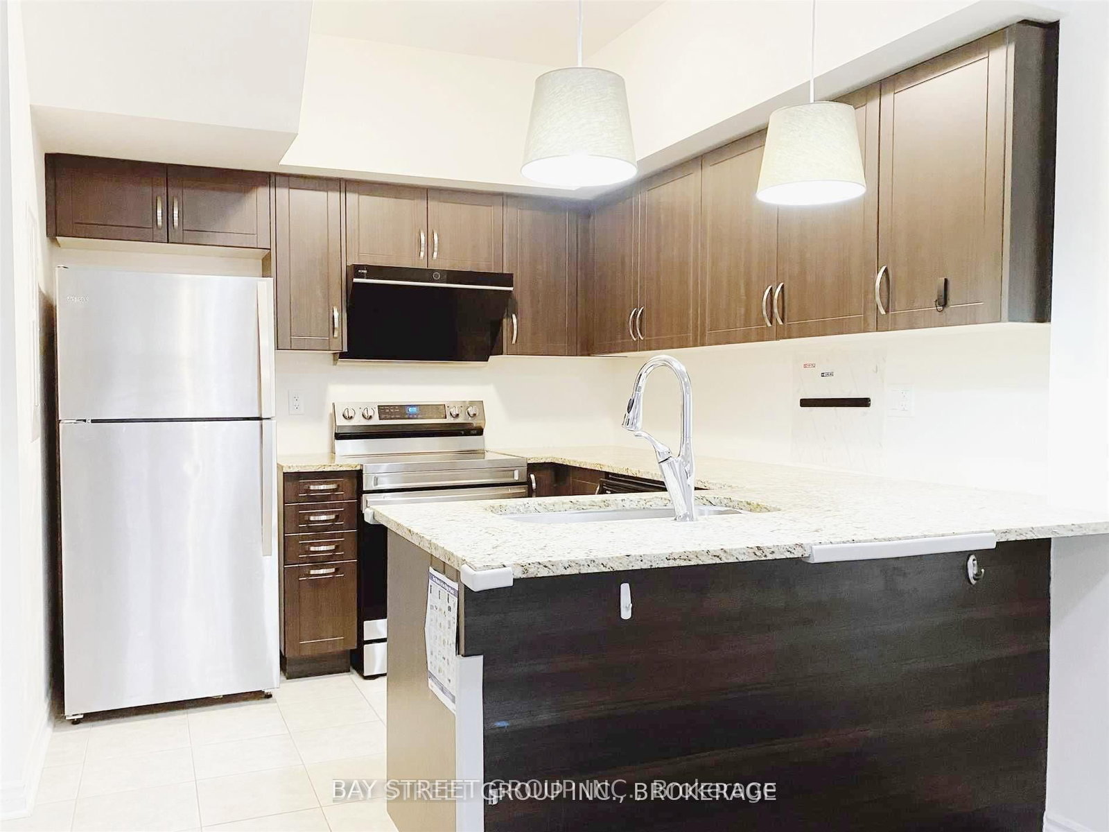 23-11 Eaton Park Lane, Toronto — 3