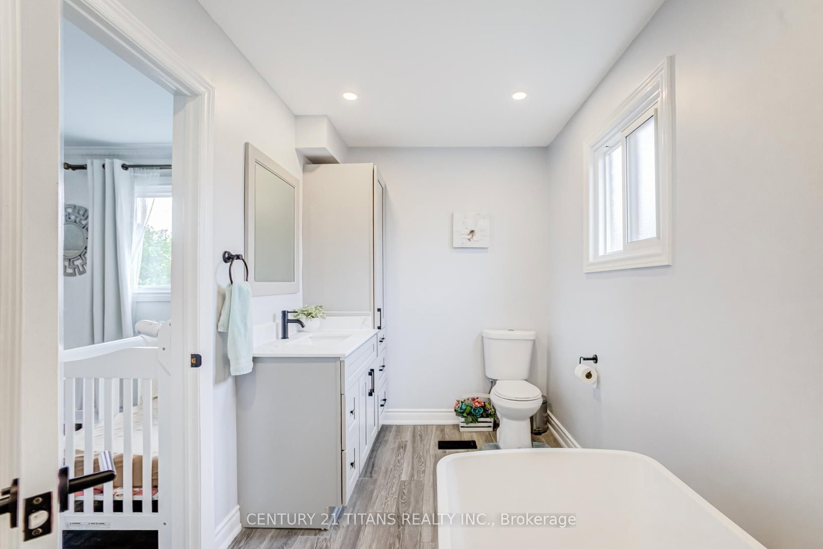 6 Blossom Crt, Vaughan — 24