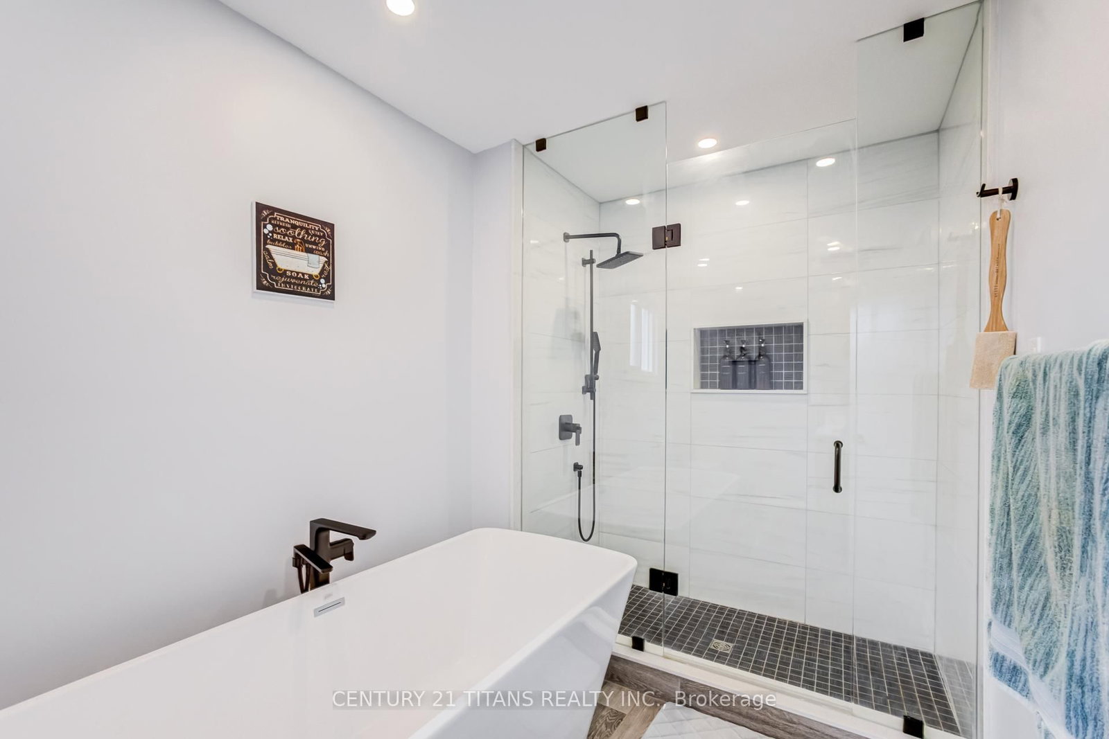 6 Blossom Crt, Vaughan — 25