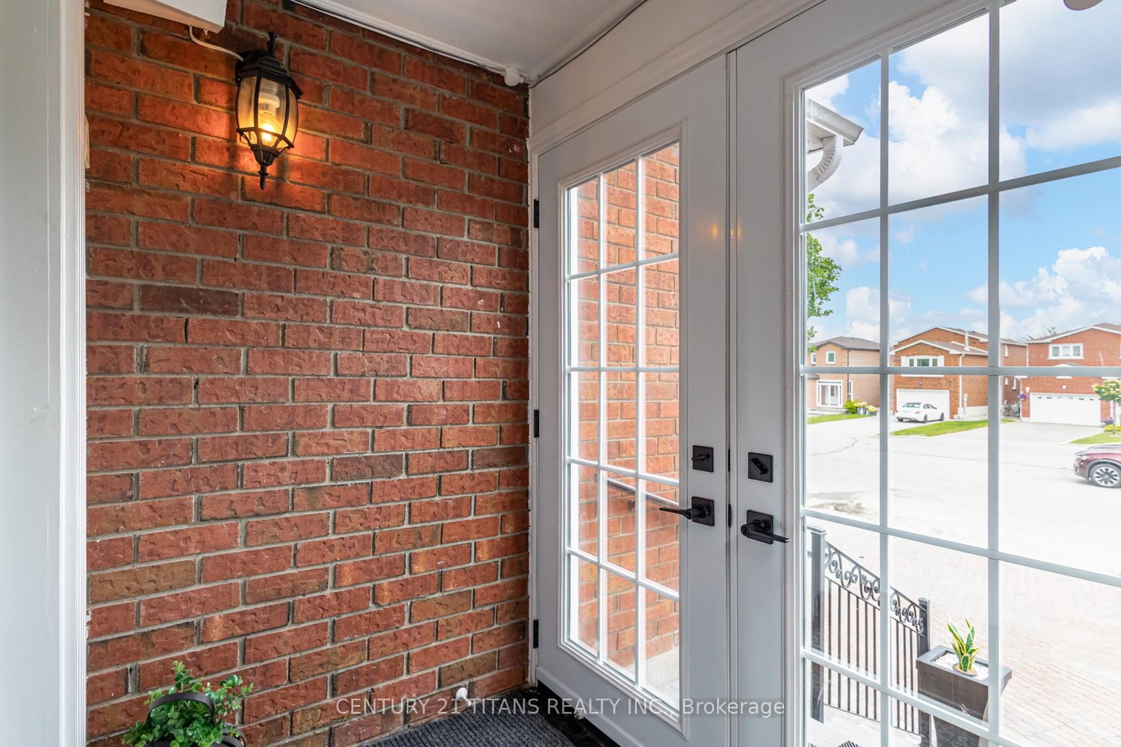 6 Blossom Crt, Vaughan — 3