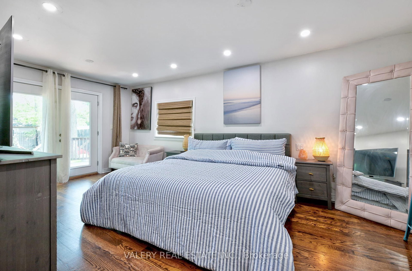 2314 Belyea St, Oakville — 12