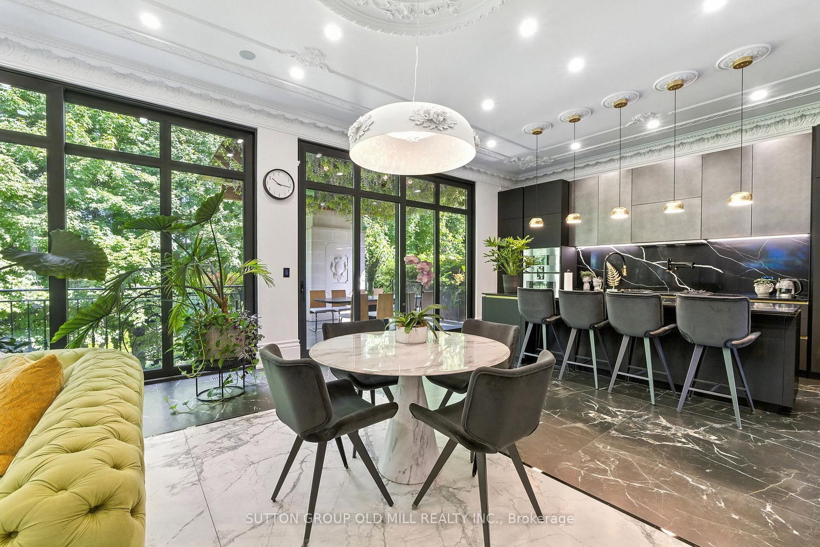 10 Hillavon Dr, Toronto — 11