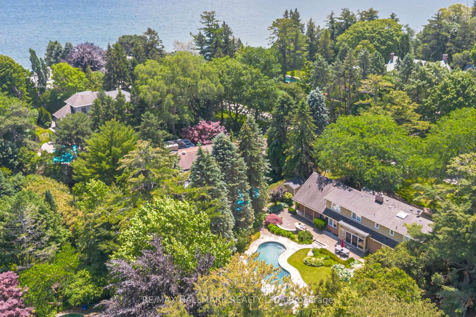 75 Arbour Dr, Oakville — 3