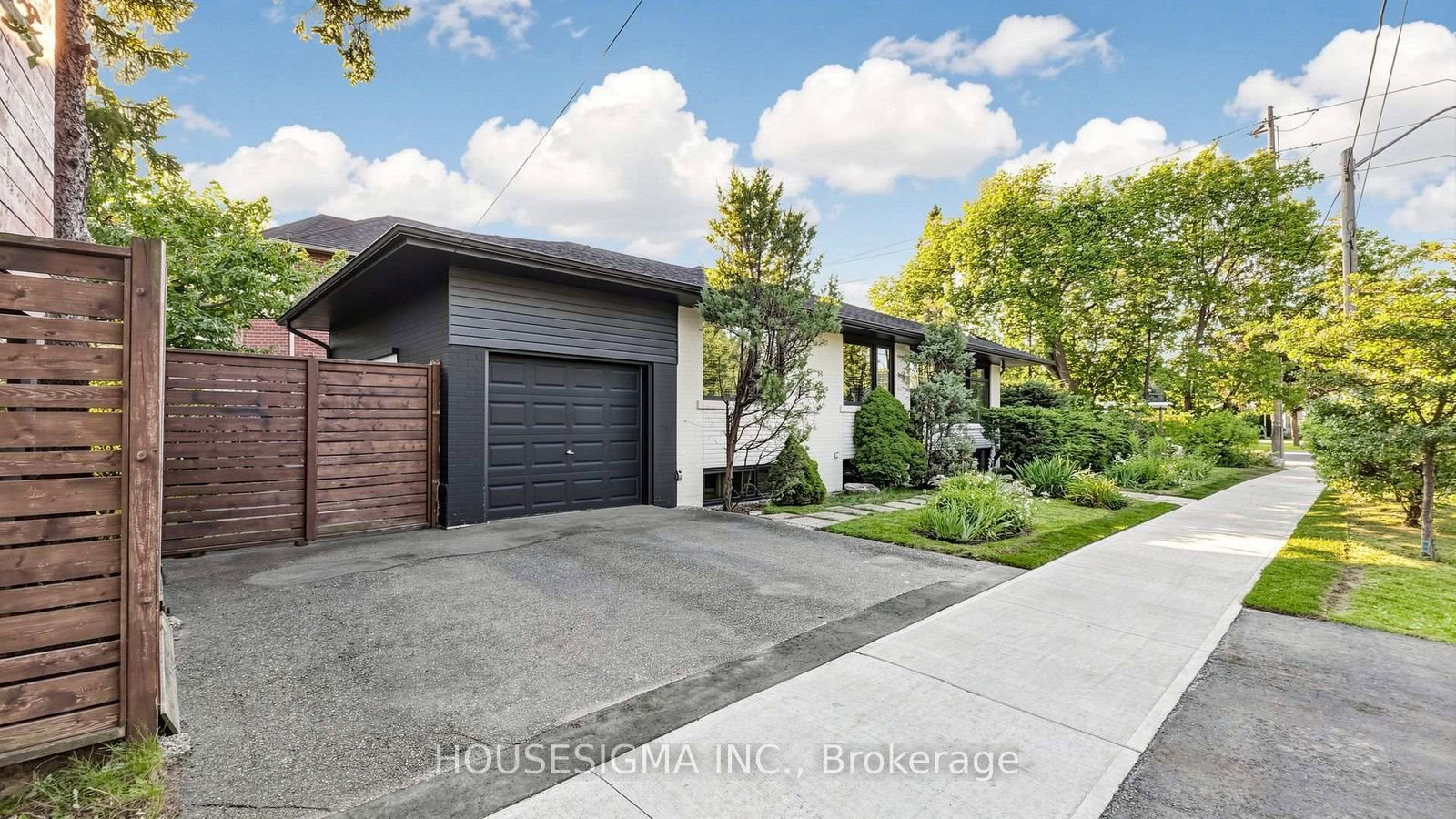 6 Koos Rd, Toronto — 2