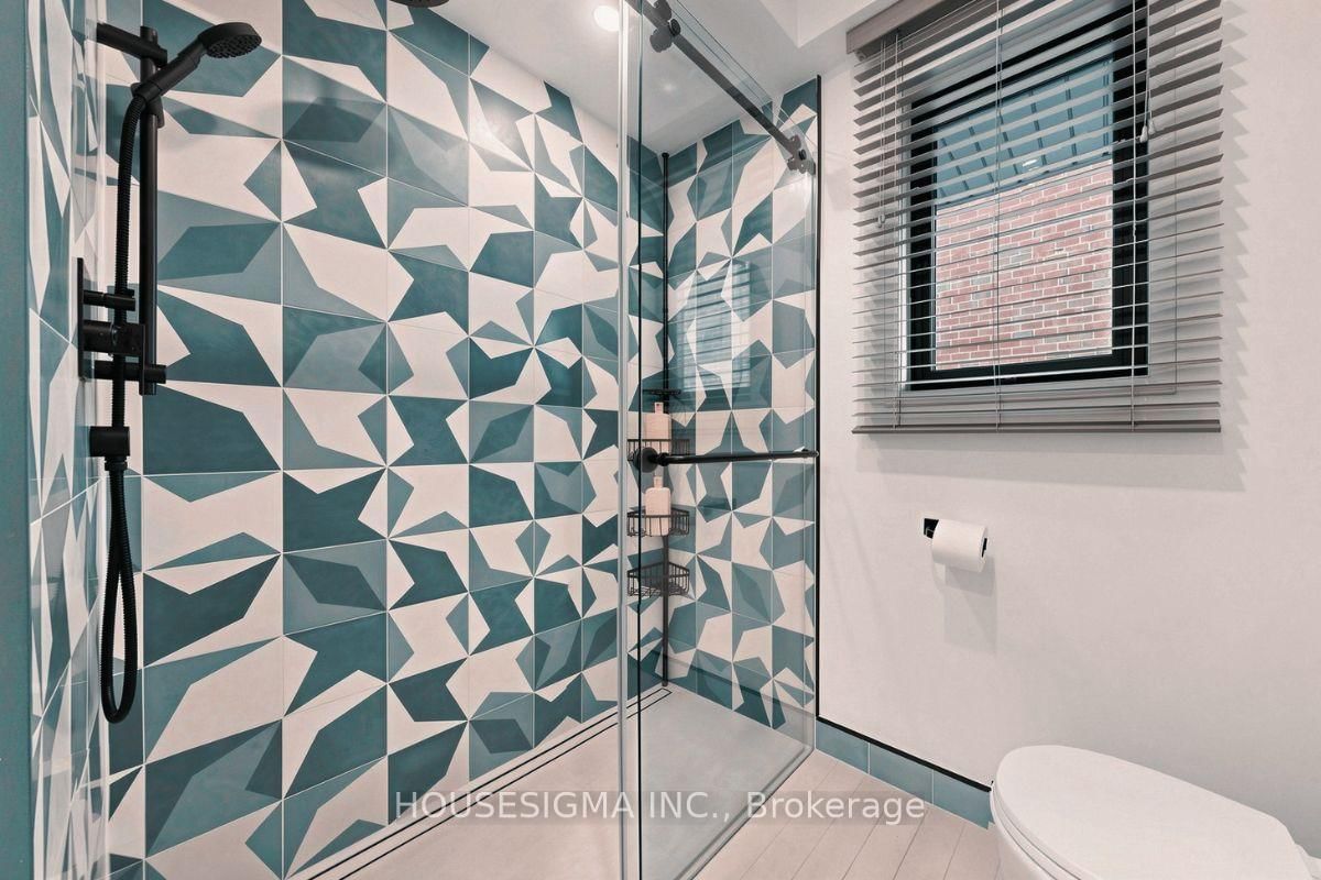 6 Koos Rd, Toronto — 22