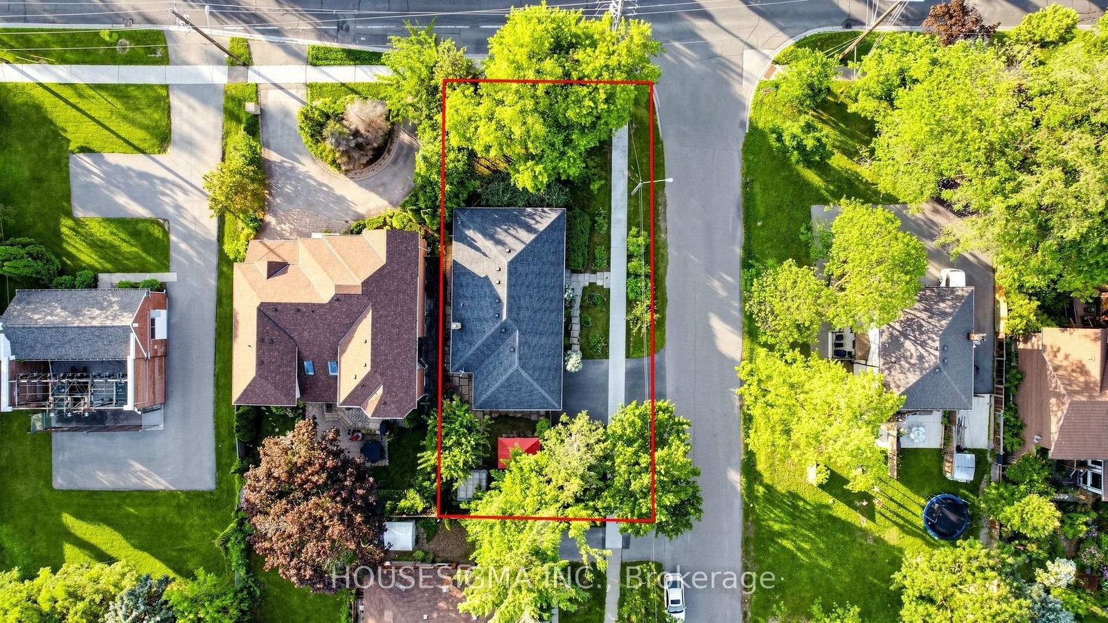6 Koos Rd, Toronto — 48