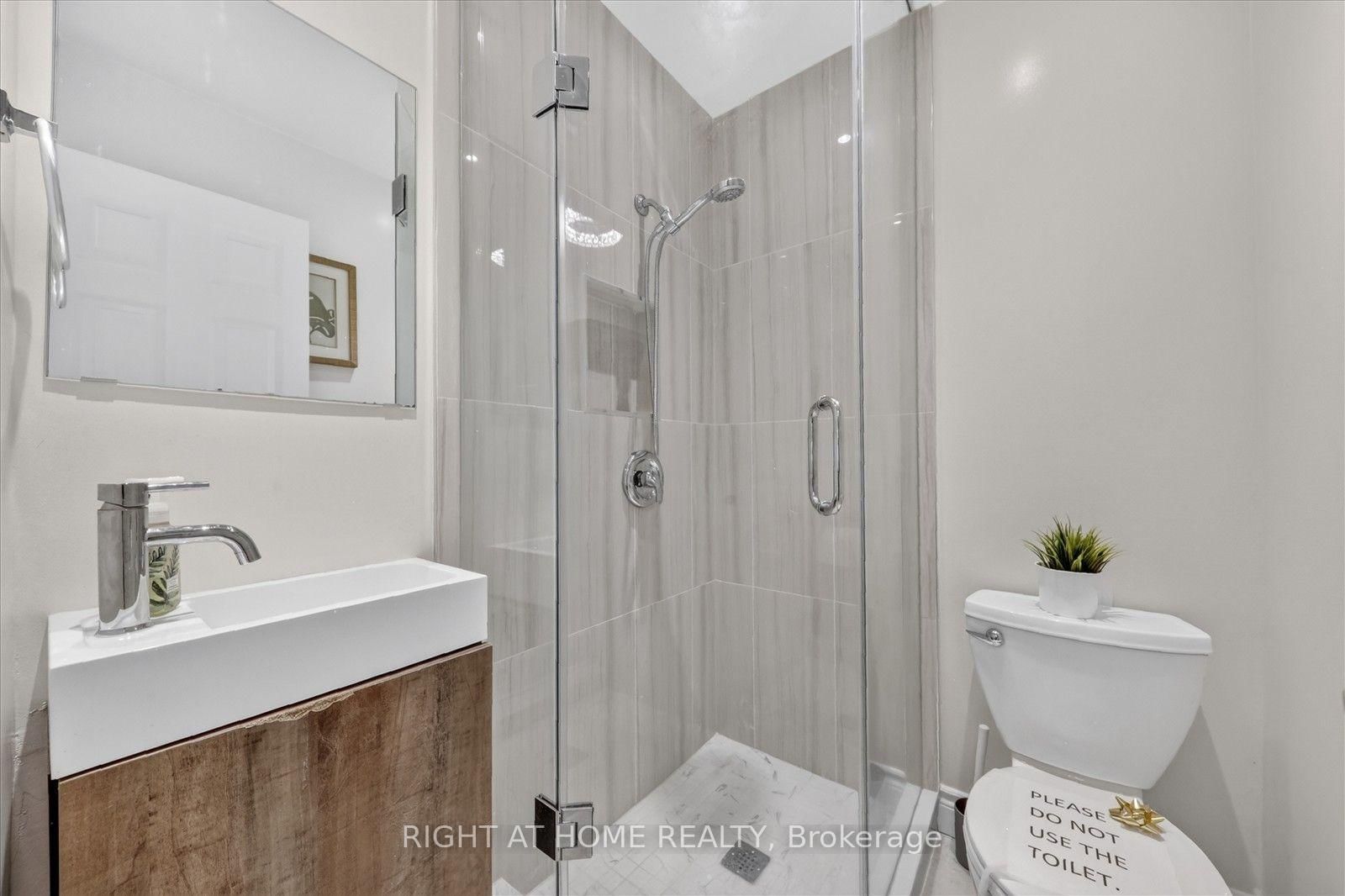 531 Wallenberg Cres, Mississauga — 24