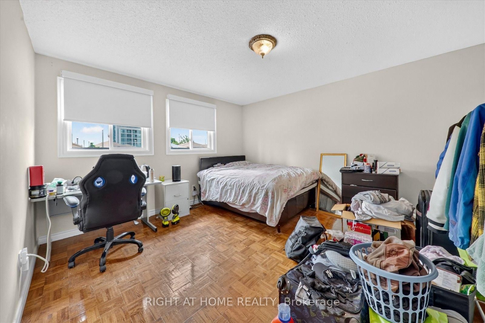 531 Wallenberg Cres, Mississauga — 36