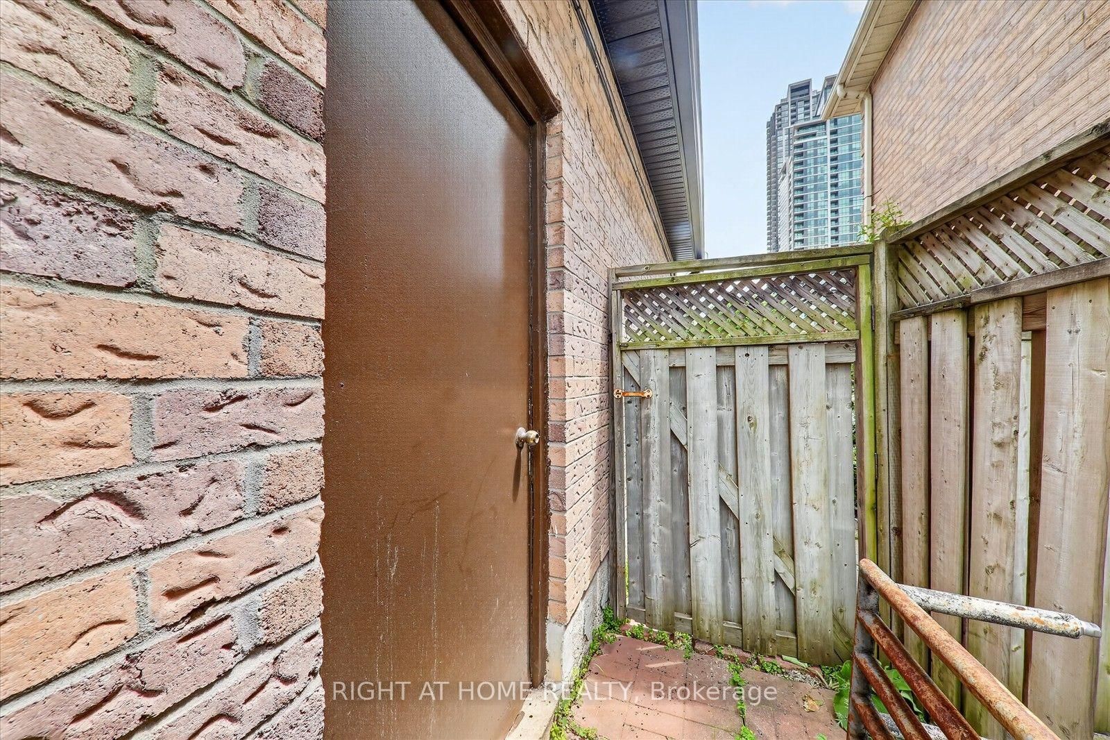 531 Wallenberg Cres, Mississauga — 48