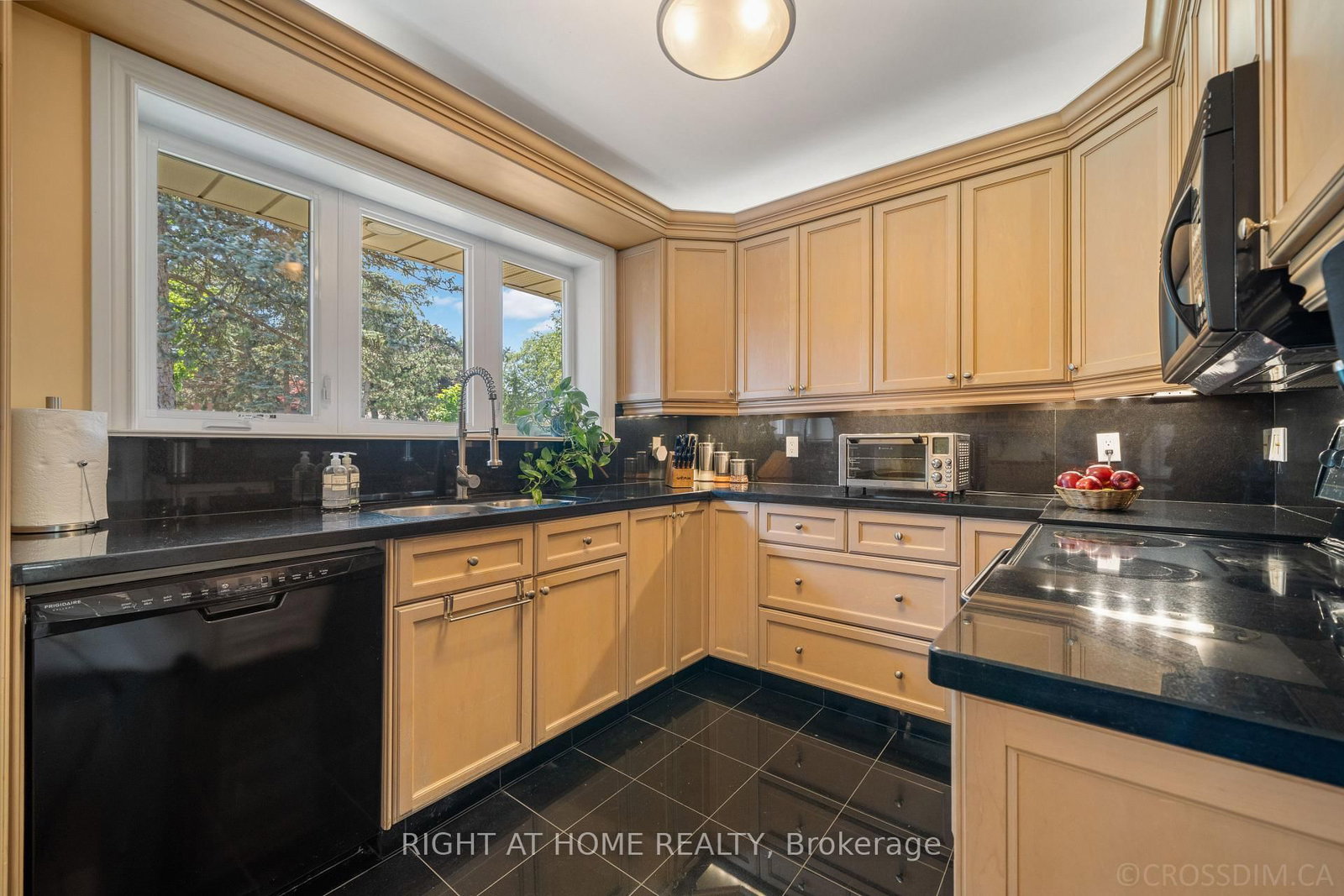 39 Grovetree Rd, Toronto — 14