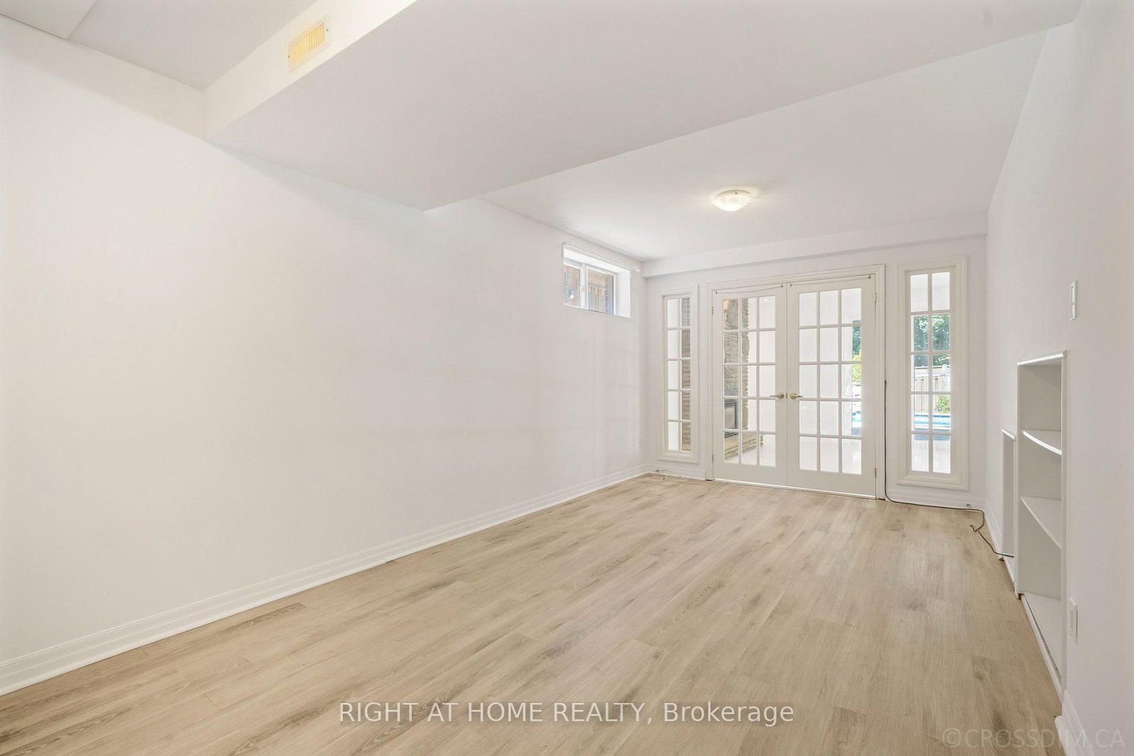 39 Grovetree Rd, Toronto — 25