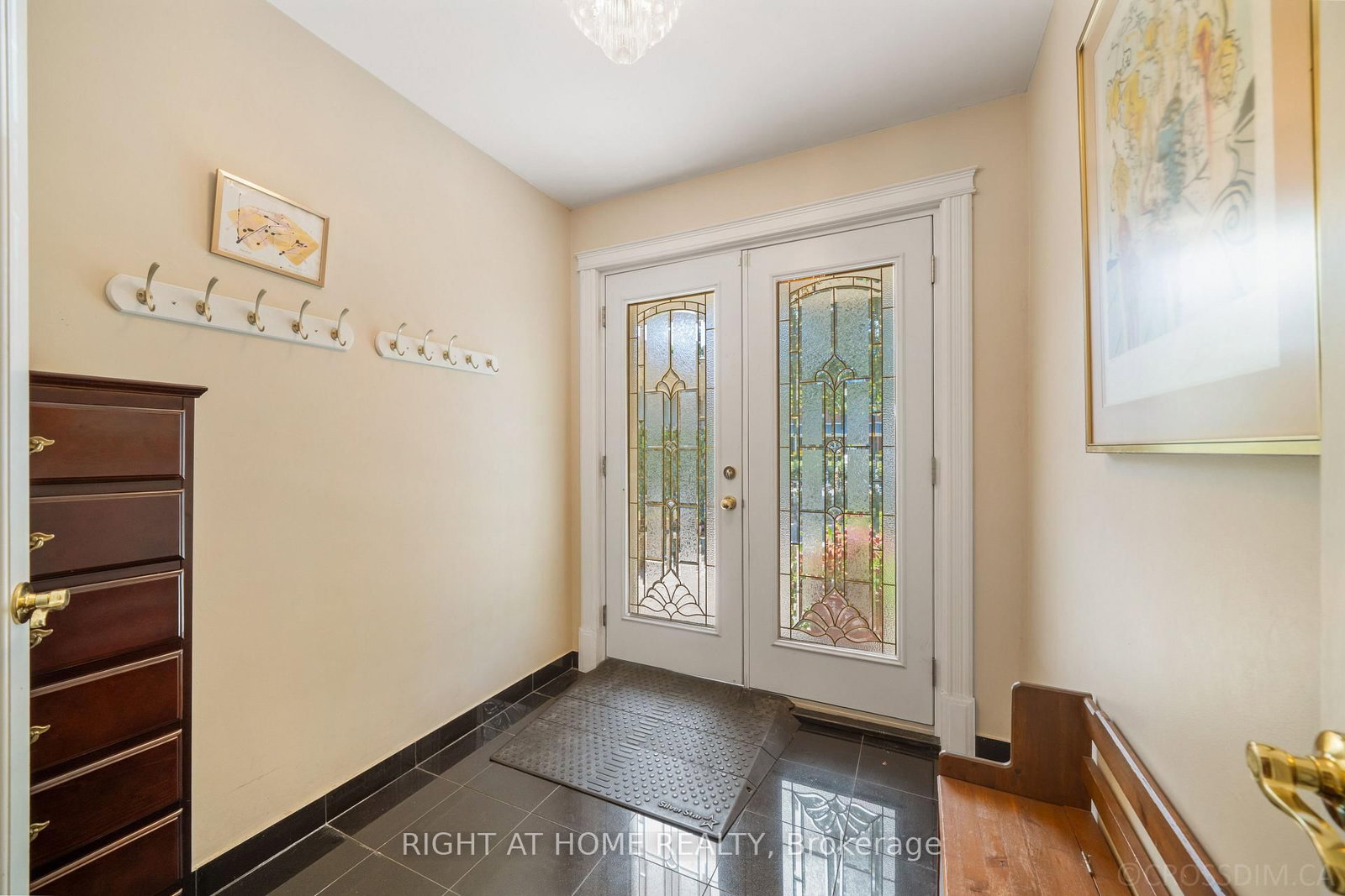 39 Grovetree Rd, Toronto — 5