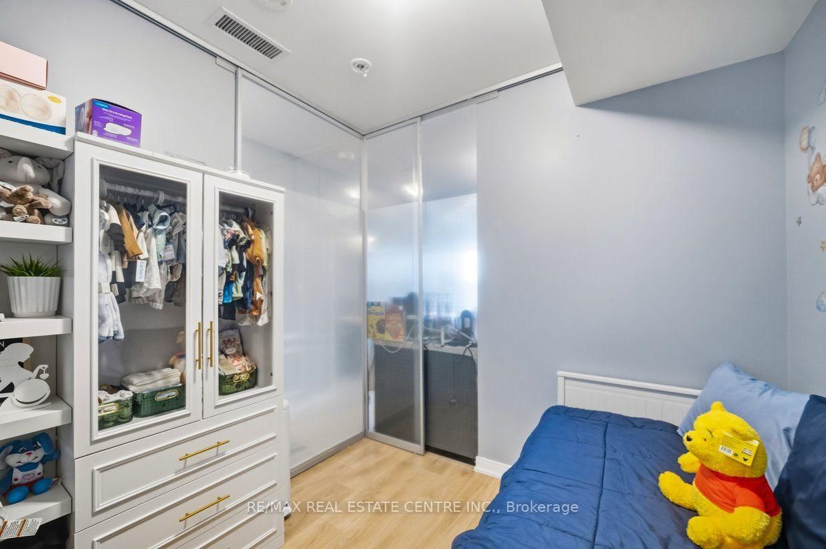 8 Nahani Way 304 Way, Mississauga — 10