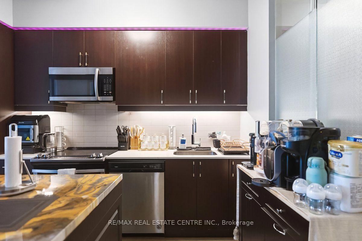 8 Nahani Way 304 Way, Mississauga — 15