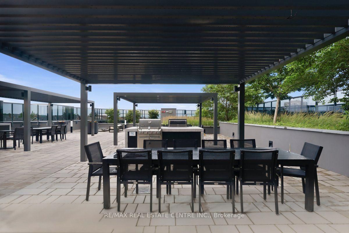 8 Nahani Way 304 Way, Mississauga — 21