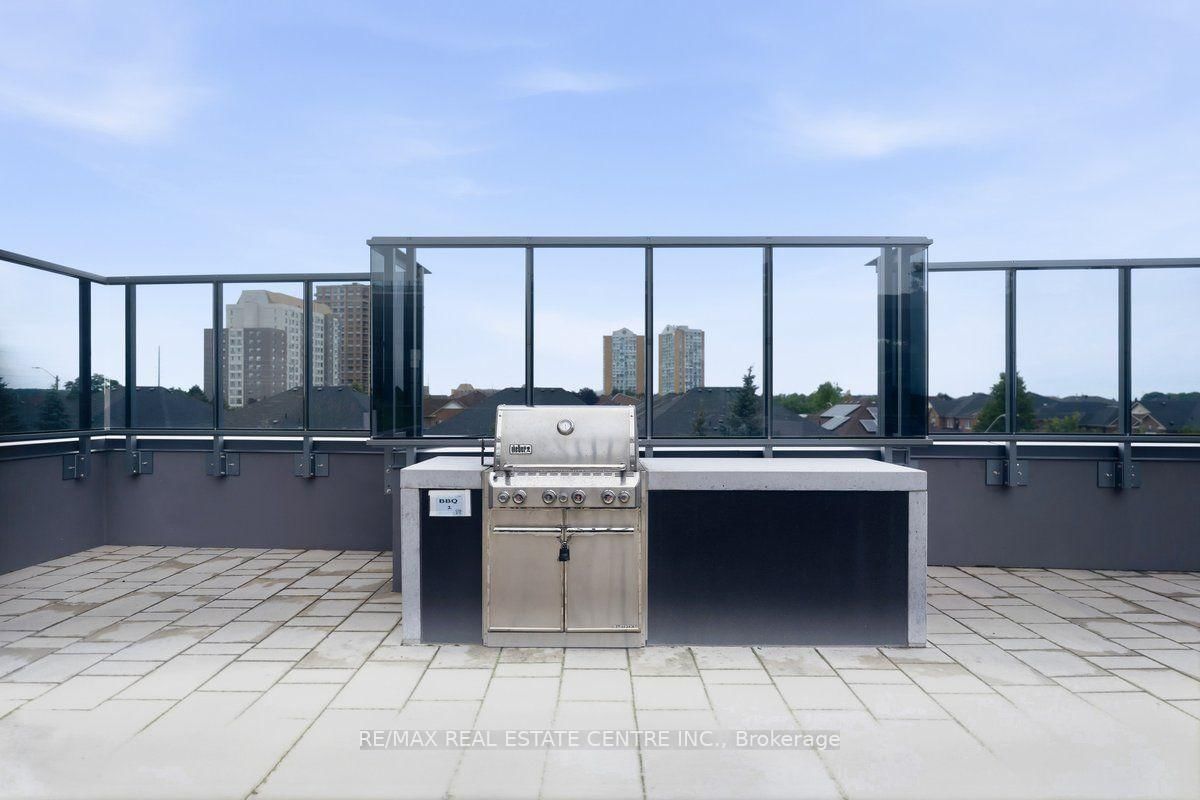 8 Nahani Way 304 Way, Mississauga — 24
