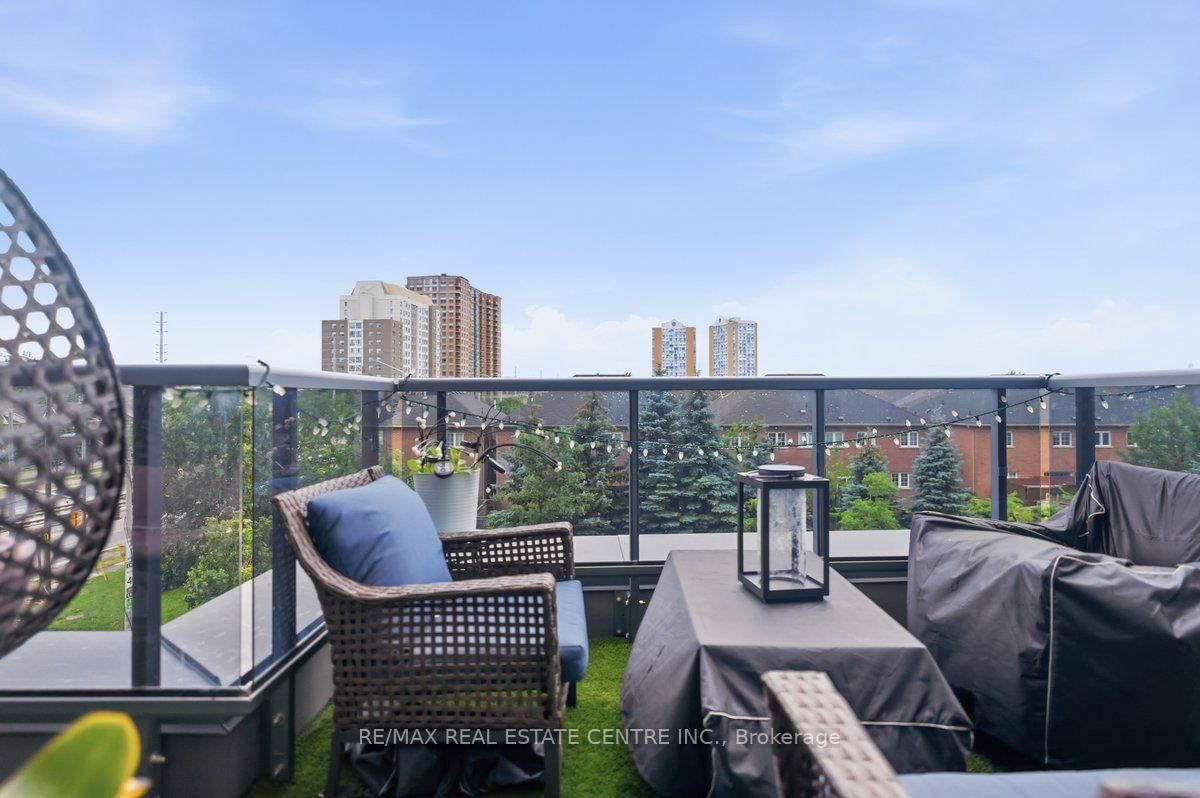 8 Nahani Way 304 Way, Mississauga — 27