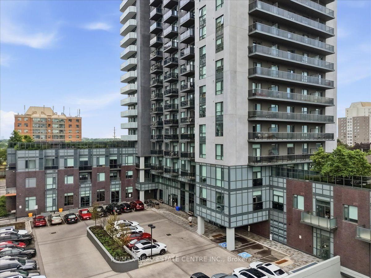 8 Nahani Way 304 Way, Mississauga — 50
