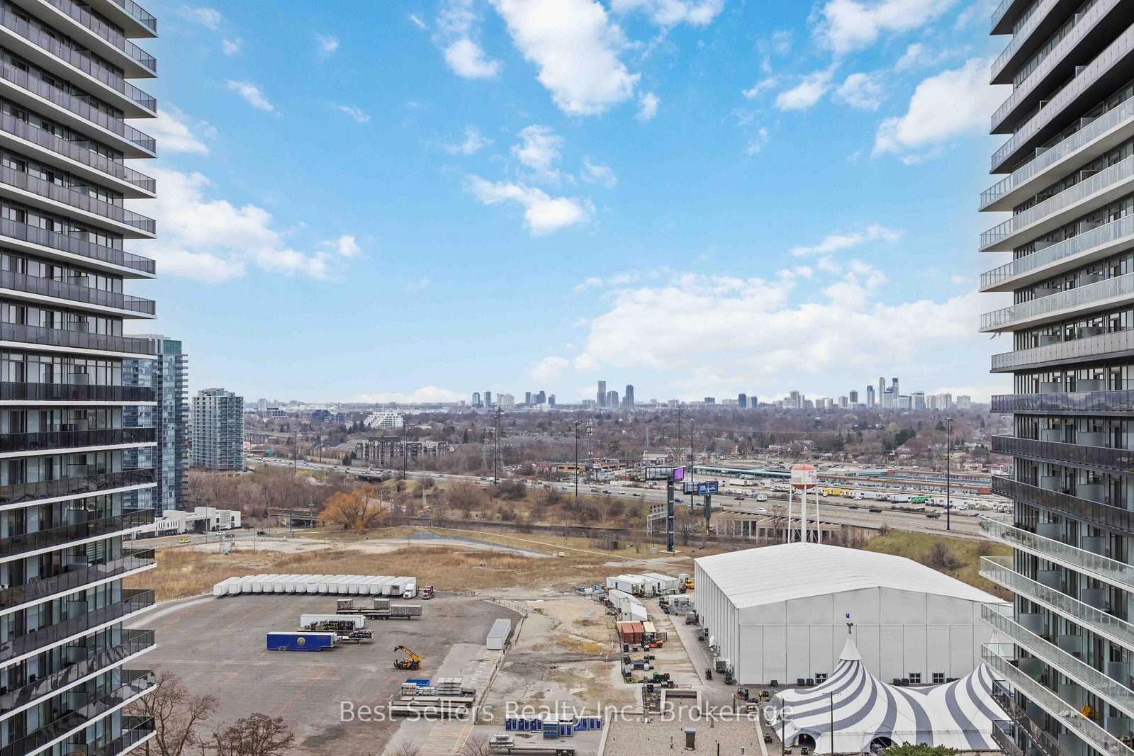 2108-59 Annie Craig Dr, Toronto — 32