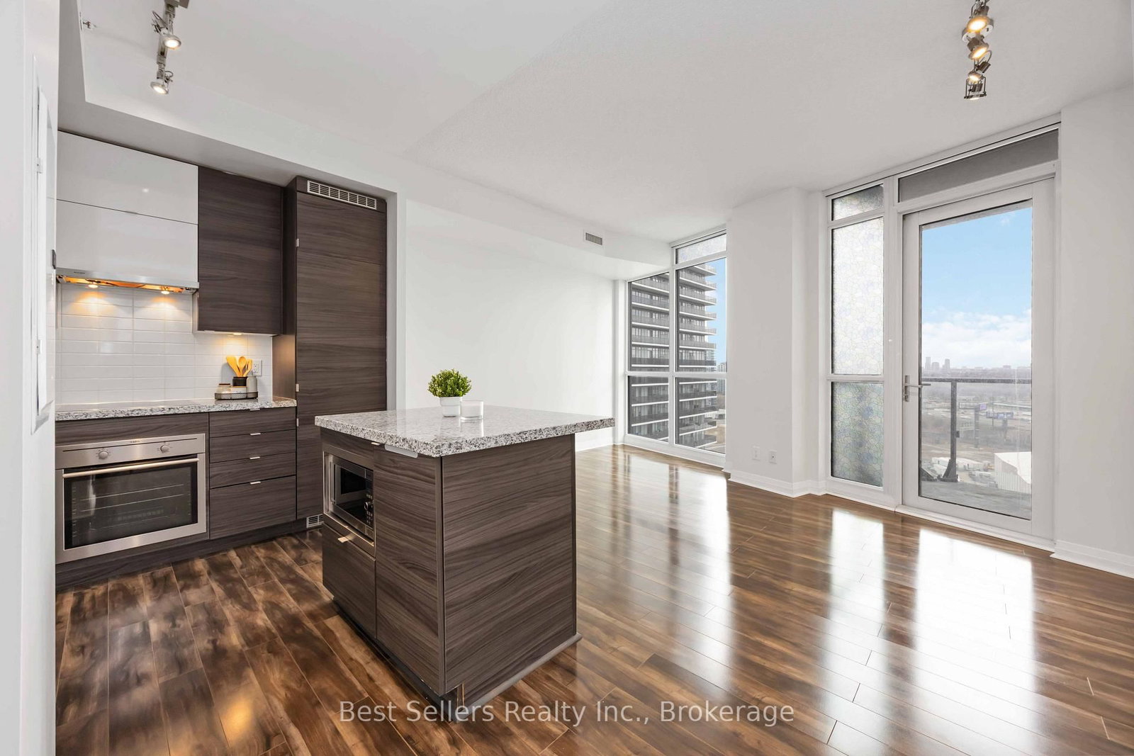 2108-59 Annie Craig Dr, Toronto — 4