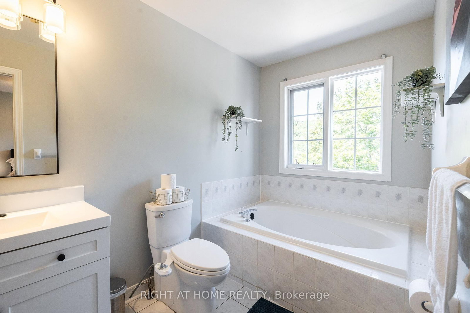 604 Lumberton Cres, Mississauga — 19