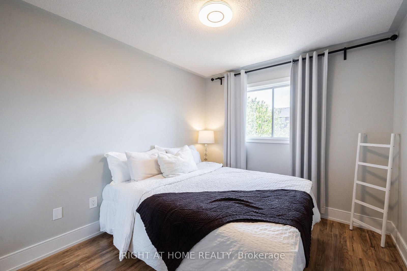 604 Lumberton Cres, Mississauga — 21