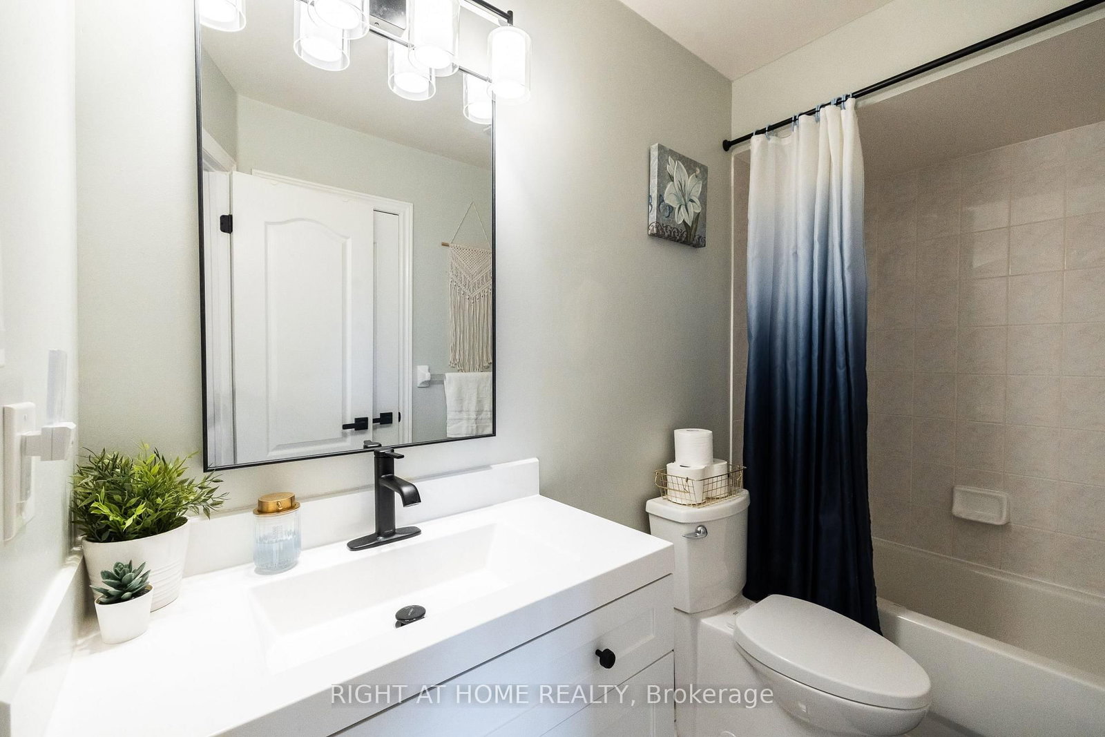 604 Lumberton Cres, Mississauga — 23