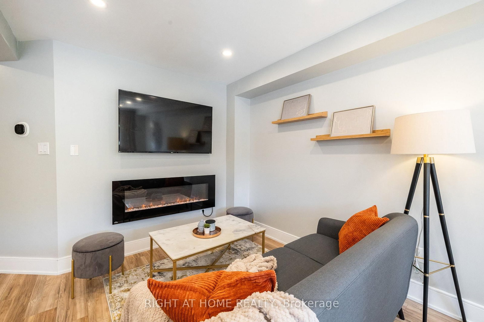 604 Lumberton Cres, Mississauga — 7