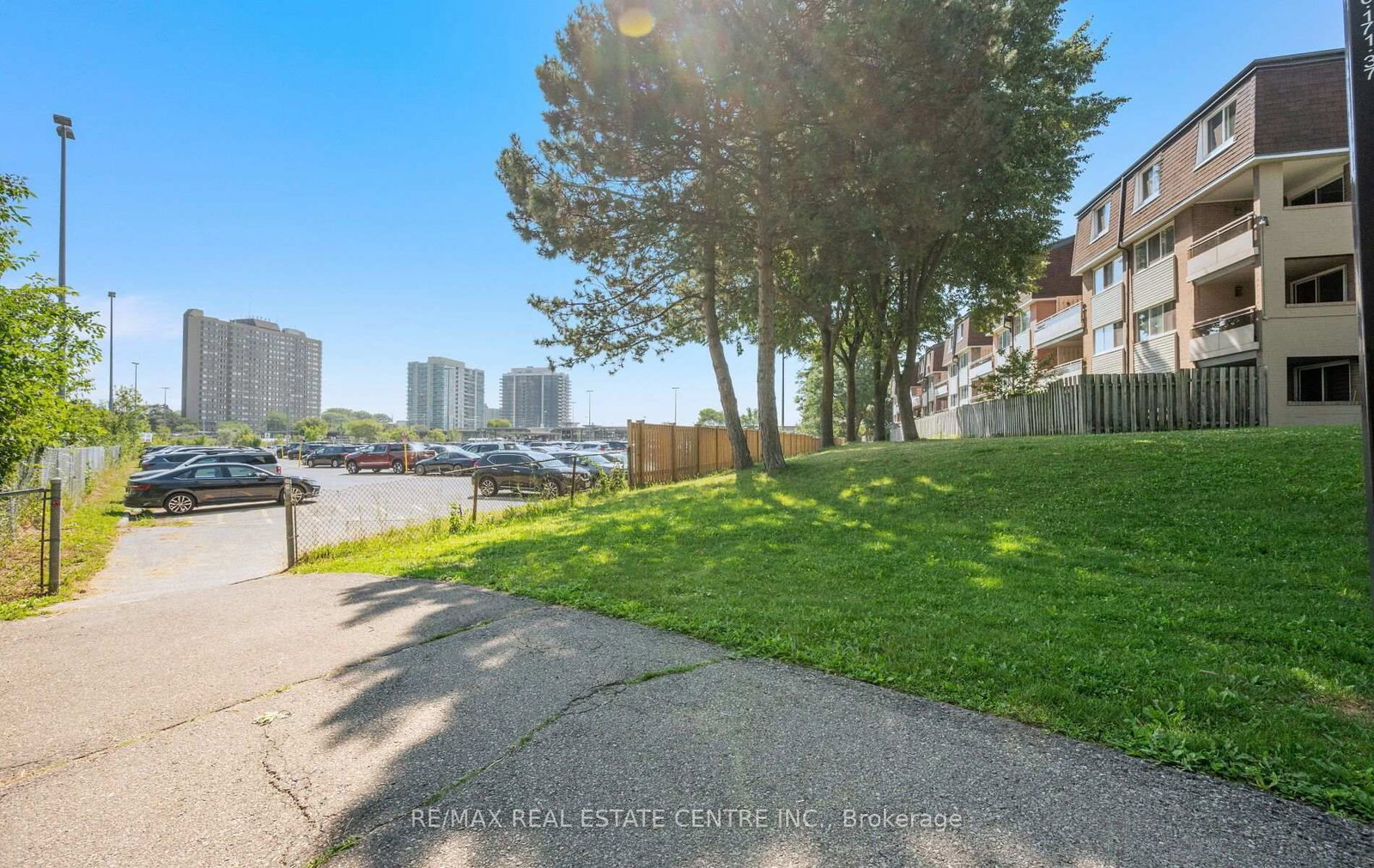 2-2170 Bromsgrove Rd, Mississauga — 4