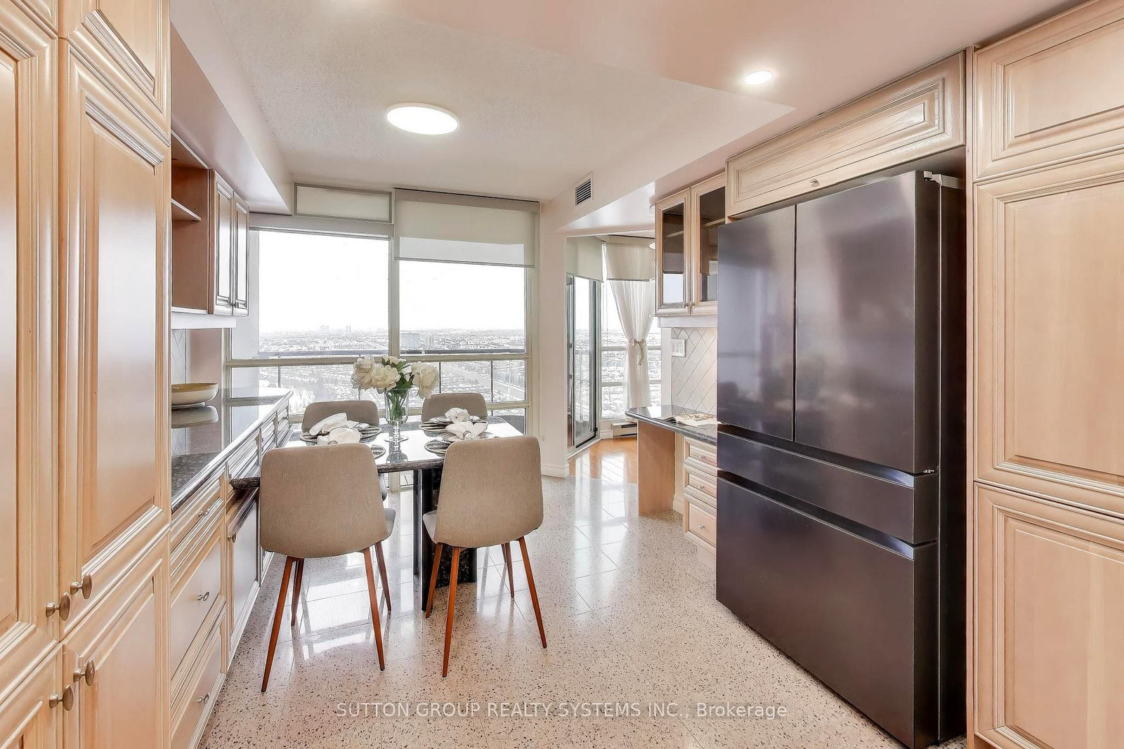 3307-45 Kingsbridge Garden Circ, Mississauga — 11