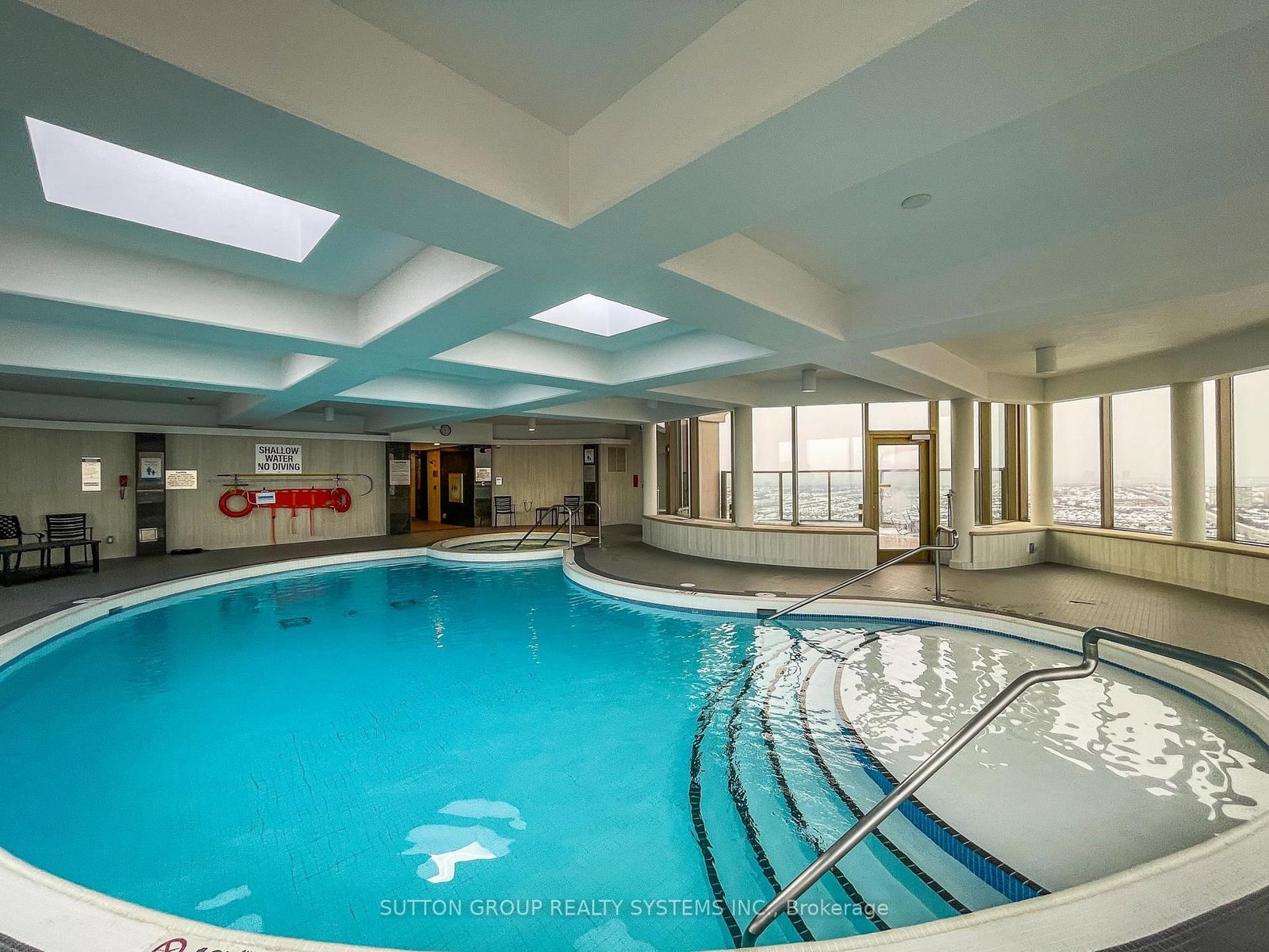 3307-45 Kingsbridge Garden Circ, Mississauga — 33