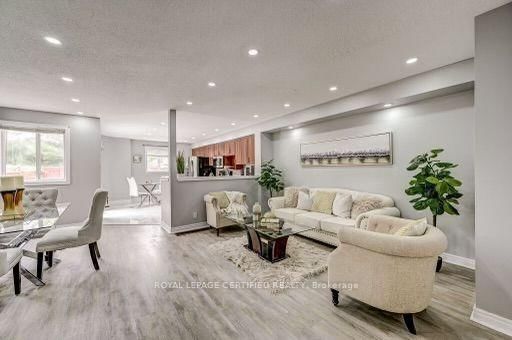 3843 Coachman Circ, Mississauga — 2