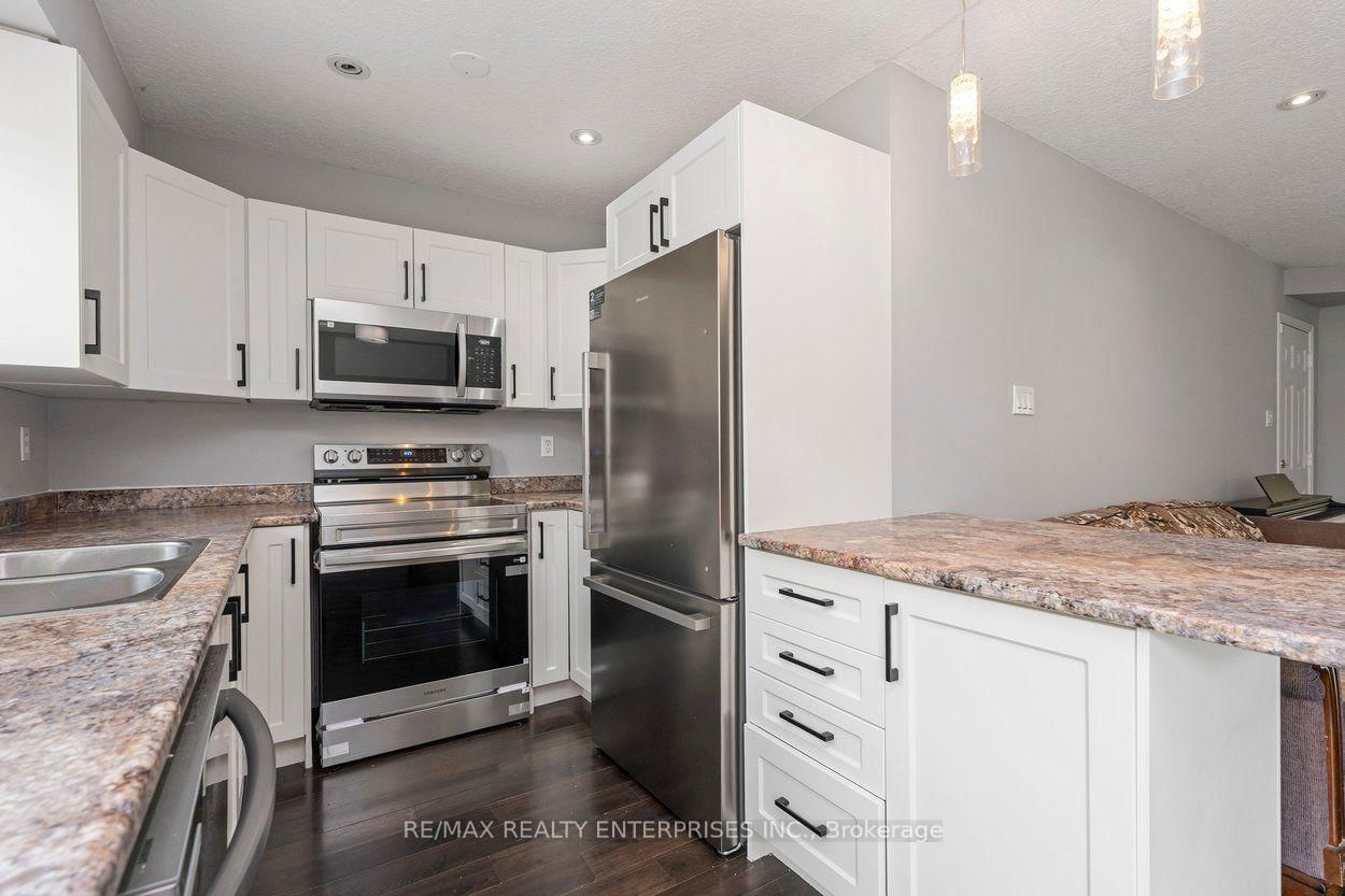 2248 Seton Cres, Burlington — 15
